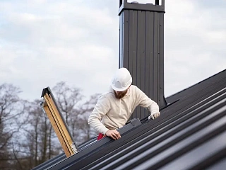 Кровельщик  по стальным кровлям (квалификация - 2 разряд, код профессии 13203)